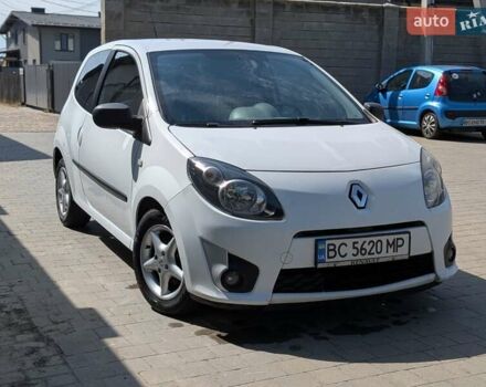 Білий Рено Твінго, об'ємом двигуна 1.15 л та пробігом 58 тис. км за 5300 $, фото 15 на Automoto.ua