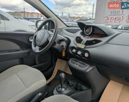 Белый Рено Твинго, объемом двигателя 1.15 л и пробегом 145 тыс. км за 4995 $, фото 27 на Automoto.ua