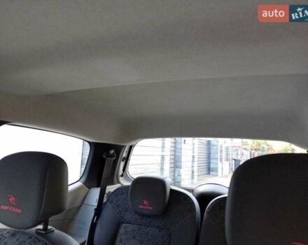 Рено Твінго 2011 у Львові на Automoto.ua Білий Рено Твінго, об'ємом двигуна 1.5 л та пробігом 231 тис. км за 3900 $, фото 18 на Automoto.ua