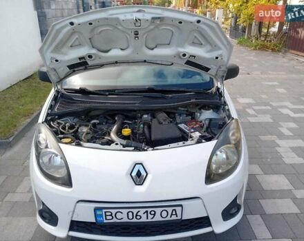 Рено Твінго 2011 у Львові на Automoto.ua Білий Рено Твінго, об'ємом двигуна 1.5 л та пробігом 231 тис. км за 3900 $, фото 16 на Automoto.ua