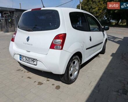 Білий Рено Твінго, об'ємом двигуна 1.15 л та пробігом 58 тис. км за 5300 $, фото 32 на Automoto.ua