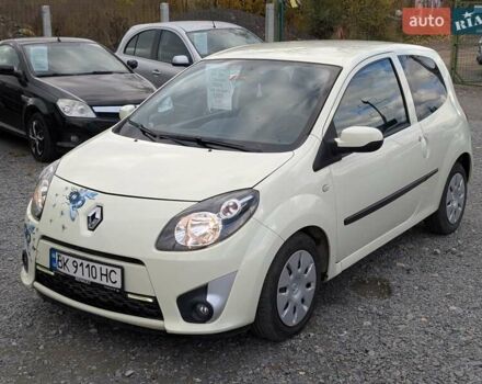Белый Рено Твинго, объемом двигателя 1.1 л и пробегом 145 тыс. км за 4750 $, фото 1 на Automoto.ua