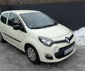 Белый Рено Твинго, объемом двигателя 1.1 л и пробегом 187 тыс. км за 4800 $, фото 1 на Automoto.ua