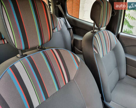 Білий Рено Твінго, об'ємом двигуна 1.2 л та пробігом 140 тис. км за 3500 $, фото 6 на Automoto.ua