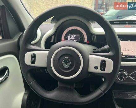 Белый Рено Твинго, объемом двигателя 0 л и пробегом 27 тыс. км за 8999 $, фото 26 на Automoto.ua