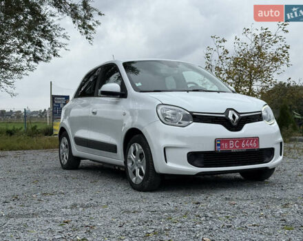 Белый Рено Твинго, объемом двигателя 0 л и пробегом 60 тыс. км за 8600 $, фото 5 на Automoto.ua