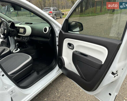 Рено Твінго 2022 у Коломые на Automoto.ua Білий Рено Твінго, об'ємом двигуна 0 л та пробігом 17 тис. км за 8999 $, фото 20 на Automoto.ua