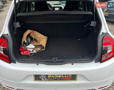 Белый Рено Твинго, объемом двигателя 0 л и пробегом 27 тыс. км за 8999 $, фото 9 на Automoto.ua