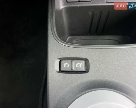 Белый Рено Твинго, объемом двигателя 0 л и пробегом 27 тыс. км за 8999 $, фото 29 на Automoto.ua