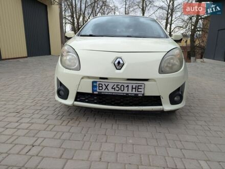 Белый Рено Твинго, объемом двигателя 1.5 л и пробегом 165 тыс. км за 3999 $, фото 1 на Automoto.ua