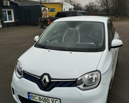 Белый Рено Твинго, объемом двигателя 0 л и пробегом 39 тыс. км за 10000 $, фото 1 на Automoto.ua