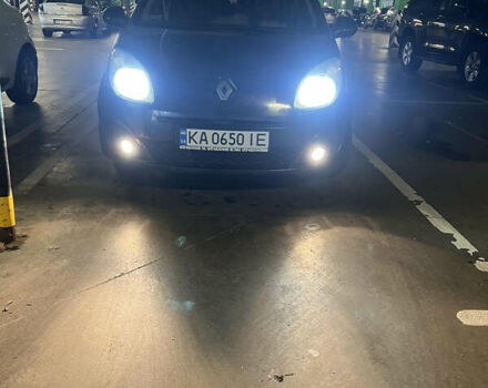 Рено Твінго 2008 у Києві на Automoto.ua Чорний Рено Твінго, об'ємом двигуна 1.1 л та пробігом 222 тис. км за 3100 $, фото 7 на Automoto.ua