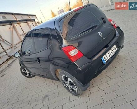 Черный Рено Твинго, объемом двигателя 1.2 л и пробегом 200 тыс. км за 3750 $, фото 7 на Automoto.ua