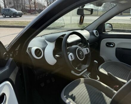 Черный Рено Твинго, объемом двигателя 1 л и пробегом 116 тыс. км за 6300 $, фото 3 на Automoto.ua