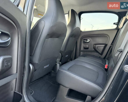 Черный Рено Твинго, объемом двигателя 0 л и пробегом 60 тыс. км за 8300 $, фото 19 на Automoto.ua