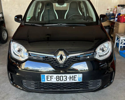 Черный Рено Твинго, объемом двигателя 0 л и пробегом 15 тыс. км за 9400 $, фото 1 на Automoto.ua