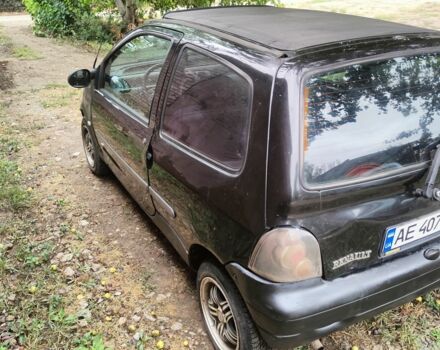 Черный Рено Твинго, объемом двигателя 1.2 л и пробегом 150 тыс. км за 1300 $, фото 2 на Automoto.ua