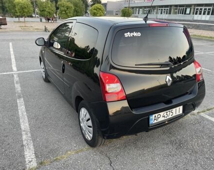 Чорний Рено Твінго, об'ємом двигуна 1.1 л та пробігом 196 тис. км за 3799 $, фото 4 на Automoto.ua