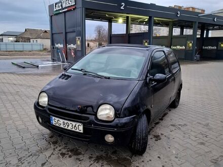 Рено Твинго 2001 в Новом Буге на Automoto.ua Черный Рено Твинго, объемом двигателя 12 л и пробегом 260 тыс. км за 1190 $, фото 1 на Automoto.ua