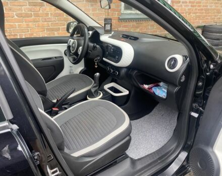 Чорний Рено Твінго, об'ємом двигуна 1 л та пробігом 115 тис. км за 5600 $, фото 1 на Automoto.ua