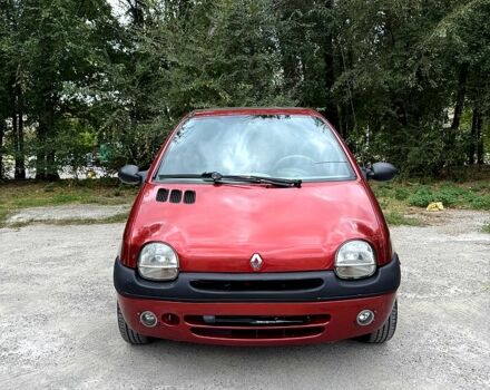 Рено Твінго 1994 у Запоріжжя на Automoto.ua Червоний Рено Твінго, об'ємом двигуна 1.2 л та пробігом 196 тис. км за 2800 $, фото 2 на Automoto.ua