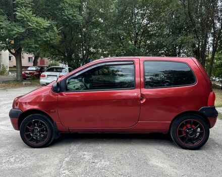 Рено Твінго 1994 у Запоріжжя на Automoto.ua Червоний Рено Твінго, об'ємом двигуна 1.2 л та пробігом 196 тис. км за 2800 $, фото 5 на Automoto.ua