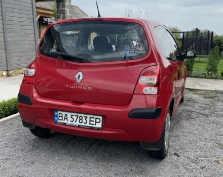 Красный Рено Твинго, объемом двигателя 1.1 л и пробегом 209 тыс. км за 3500 $, фото 3 на Automoto.ua
