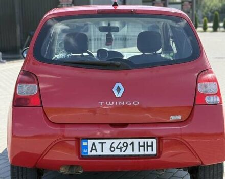 Красный Рено Твинго, объемом двигателя 1.46 л и пробегом 211 тыс. км за 4000 $, фото 4 на Automoto.ua