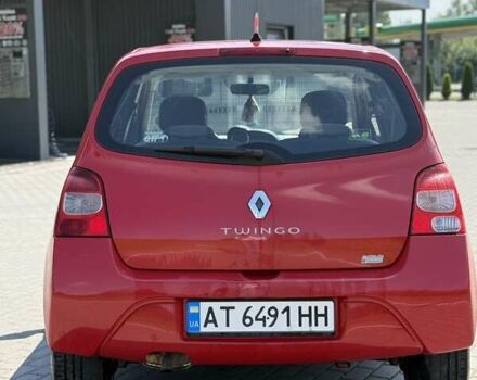 Красный Рено Твинго, объемом двигателя 1.46 л и пробегом 211 тыс. км за 4000 $, фото 25 на Automoto.ua