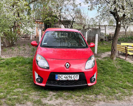 Красный Рено Твинго, объемом двигателя 1.2 л и пробегом 132 тыс. км за 4500 $, фото 1 на Automoto.ua