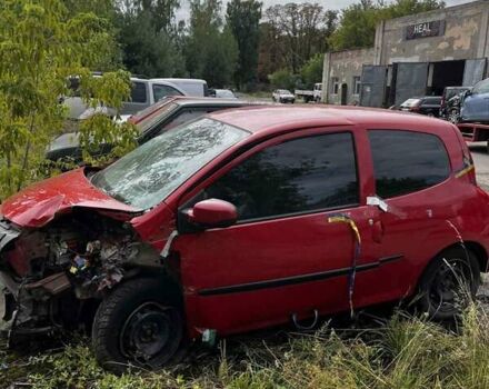 Рено Твінго 2010 у Бродах на Automoto.ua Червоний Рено Твінго, об'ємом двигуна 1.15 л та пробігом 175 тис. км за 1200 $, фото 2 на Automoto.ua