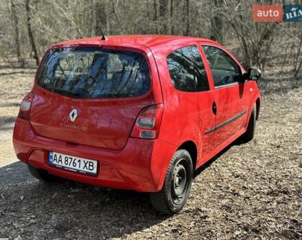 Красный Рено Твинго, объемом двигателя 1.15 л и пробегом 135 тыс. км за 3500 $, фото 1 на Automoto.ua
