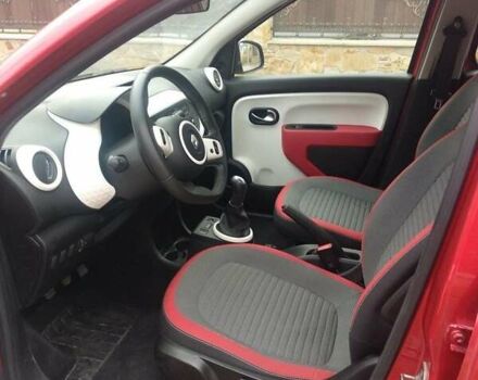 Рено Твинго 2014 в Луцке на Automoto.ua Красный Рено Твинго, объемом двигателя 1 л и пробегом 51 тыс. км за 6000 $, фото 4 на Automoto.ua