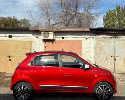 Рено Твінго 2014 у Запоріжжя на Automoto.ua Червоний Рено Твінго, об'ємом двигуна 1 л та пробігом 179 тис. км за 5200 $, фото 4 на Automoto.ua