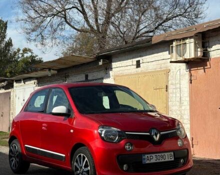 Рено Твінго 2014 у Запоріжжя на Automoto.ua Червоний Рено Твінго, об'ємом двигуна 1 л та пробігом 179 тис. км за 5200 $, фото 1 на Automoto.ua