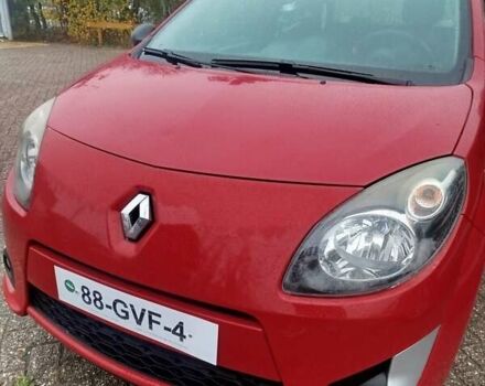 Красный Рено Твинго, объемом двигателя 1.2 л и пробегом 235 тыс. км за 5800 $, фото 1 на Automoto.ua