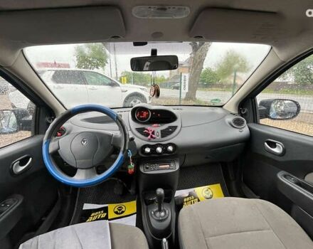 Рено Твинго, объемом двигателя 1.2 л и пробегом 201 тыс. км за 4800 $, фото 13 на Automoto.ua