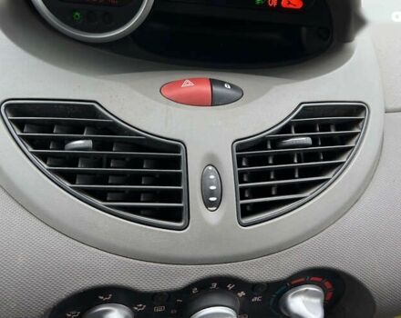 Рено Твінго, об'ємом двигуна 1.2 л та пробігом 60 тис. км за 3850 $, фото 14 на Automoto.ua