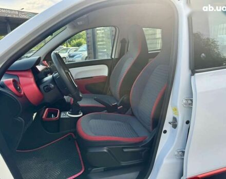 Рено Твинго, объемом двигателя 1 л и пробегом 70 тыс. км за 5500 $, фото 15 на Automoto.ua