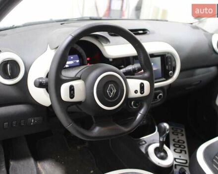 Рено Твинго 2022 в Ровно на Automoto.ua Рено Твинго, объемом двигателя 0 л и пробегом 13 тыс. км за 6950 $, фото 2 на Automoto.ua