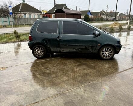 Рено Твинго, объемом двигателя 1.3 л и пробегом 110 тыс. км за 900 $, фото 1 на Automoto.ua