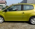 Желтый Рено Твинго, объемом двигателя 1.15 л и пробегом 145 тыс. км за 6150 $, фото 4 на Automoto.ua