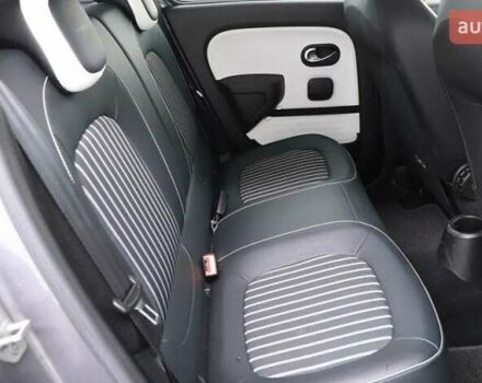 Серый Рено Твинго, объемом двигателя 0 л и пробегом 42 тыс. км за 8734 $, фото 19 на Automoto.ua