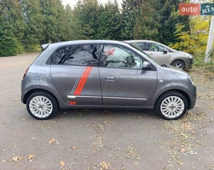 Серый Рено Твинго, объемом двигателя 0 л и пробегом 61 тыс. км за 7950 $, фото 10 на Automoto.ua