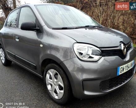 Сірий Рено Твінго, об'ємом двигуна 0 л та пробігом 17 тис. км за 8300 $, фото 1 на Automoto.ua