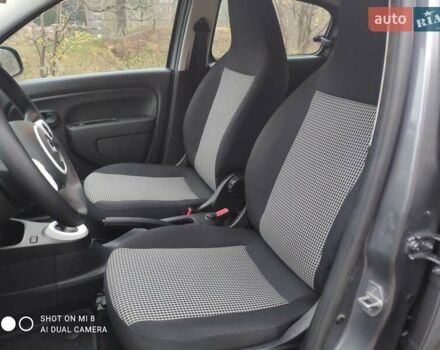 Сірий Рено Твінго, об'ємом двигуна 0 л та пробігом 17 тис. км за 8300 $, фото 32 на Automoto.ua