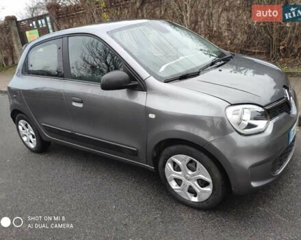 Сірий Рено Твінго, об'ємом двигуна 0 л та пробігом 17 тис. км за 8300 $, фото 4 на Automoto.ua