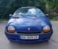 Синий Рено Твинго, объемом двигателя 1.1 л и пробегом 250 тыс. км за 1300 $, фото 5 на Automoto.ua