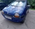 Синий Рено Твинго, объемом двигателя 1.1 л и пробегом 250 тыс. км за 1300 $, фото 4 на Automoto.ua