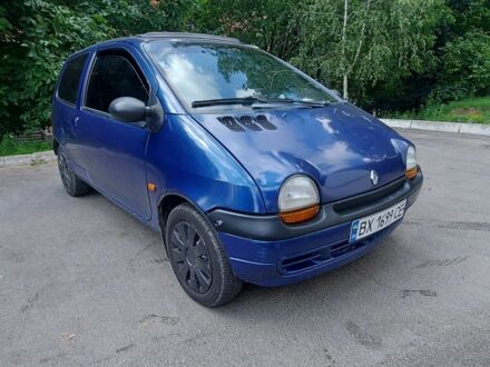 Рено Твінго 1997 у Хмельницькому на Automoto.ua Синій Рено Твінго, об'ємом двигуна 1.1 л та пробігом 250 тис. км за 1300 $, фото 1 на Automoto.ua